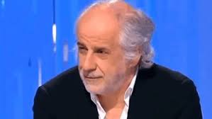 In 1977 servillo founded the teatro studio in . Toni Servillo Archives 24 Fois La Verite Par Seconde