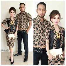 In indonesia, it is also one of the regional dresses, seen most on the island of sumatra, where many ethnic. Model Baju Couple Islami Nusagates