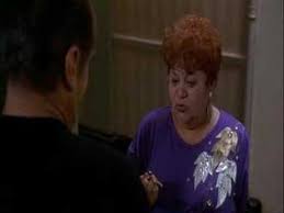 Sai dirmi cosa vedi?al di là del cortile(se) l'inverno è già passatosu un corpo biando e ostilei fiori nel giardinosono tutti fintieppure avrei giuratodi averli visti uno ad unoappasire. Qualcosa E Cambiato As Good As It Gets Youtube