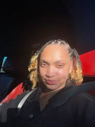 What's up babes??!!! Where are all the plug posts? Where are all my  beautiful faces? Y'all get busy and make some content for us to see!!