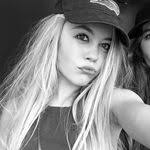 Olivia Biss's Instagram, Twitter & Facebook