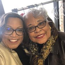 Lynnette Wheeler's Instagram, Twitter & Facebook