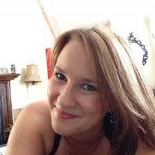 Elizabeth Grindstaff's Instagram, Twitter & Facebook