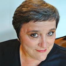 Kay Ellington's Instagram, Twitter & Facebook