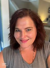 Meet Fashionista Beth