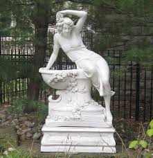 Eine dekorative steinfigur garten gibt es in unterschiedlichen ausführungen und besonders beliebt sind hierbei die tierfiguren. Gartenfigur Vetraumte Venus Skulptur Mit Pflanzschale Steinfigur 140cm 340kg