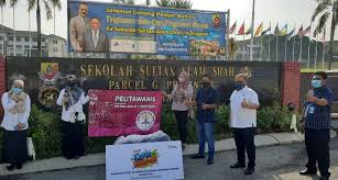 Bangsa indonesia mengalami masa penjajahan yang panjang. Ceria Ke Sekolah Bersama Tnb Umno Putrajaya Umno Putrajaya