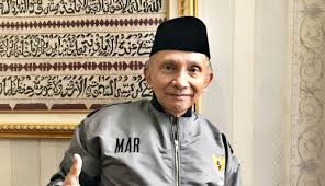 Ia mengatakan, sejak pemilu 1955 hingga pemilu 2019, belum pernah ada partai islam yang menjadi leading pemenang pemilu. Ketum Partai Ummat Mantu Amien Rais Pan Sebut Sebut Dinasti Politik