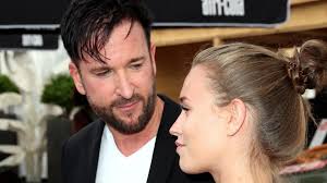 Laura Müller: Aufdringlicher Fotograf nervt Frau von Michael Wendler