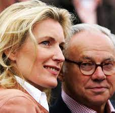 Born 13 september 1966) is a german physician and television actress. Prominentes Paar Hubert Burda Und Maria Furtwangler Bilder Fotos Welt