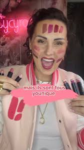 40 ans bordel. J'ai pas l'impression que c'est peu, ou beaucoup. J'ai juste  l'impression que c'est parfait. Alors entre 2 battements, Quelques éclats  de rires, Un décalage horaire, 2 vols, Quelques rides