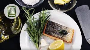 Nicht jedes fett oder öl ist für hohe temperaturen geeignet. Fisch Braten Wie Ein Profi Chefkoch Youtube