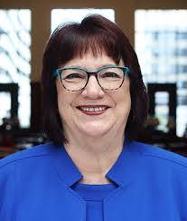 Walter Searcy's Instagram, Twitter & Facebook