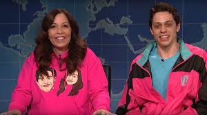 Pete davidson ripped into chrissy teigen on this week's saturday night live. the comic took aim at the model — who is embroiled in a cyberbullying scandal after cruel messages from her. Pete Davidson Brought His Mom Out On Snl And Tried To Make Her And Jon Hamm A Thing Cnn