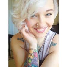 Ella Rossi (@ella_rossi)