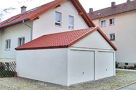 Die kleinstmöglichen maße für eine doppelgarage mit 2 toren betragen 2x. Garage Mit Satteldach Der Klassiker Passend Zu Ihrem Wohnhaus