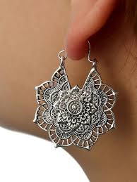 Vintage Hollow Alloy Flower Earring Accessories Clothes