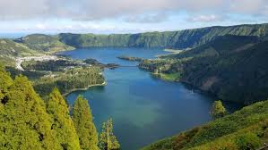 35 kere bakıldı , 1 kere indirildi. Love Story Stains Sete Cidades Lagoon