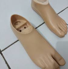 Layanan pembuatan kaki palsu dan tangan palsu serta alat bantu orthopaedi di kota jambi kami menyediakan kaki palsu dan tangan palsu sesuai dengan kebutuhan pasien dan dikerjakan oleh tenaga profesi ahli dibidangnya yang sudah berpengalaman dan bersertifikat. Jakarta Prosthetics Orthotics Center Kaki Palsu Home Facebook