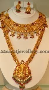 Buy unique designed wedding jewellery within affordable prices. Most Popular Jewelry South Indian Gold Jewelry Designs