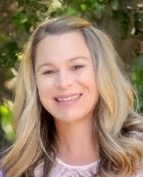 Renata Fuller's Instagram, Twitter & Facebook