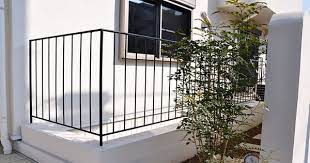 アイアン製品のオーダー販売 palmette 東京 神奈川のデザイナーズ住宅 注文住宅 玄関 パーゴラ ベランダ 手すり ガーデンプラン