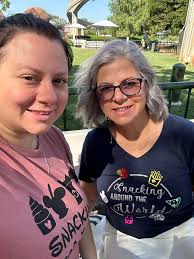 We are foodies at heart! Favorite snack(s) in every park?! Bonus points for  pics!