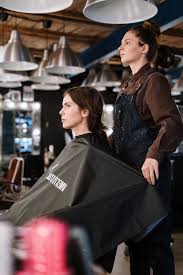 Find a hair salon near you with a single search. 70 000 Best Hair Salon Photos 100 Free Download Pexels Stock Photos