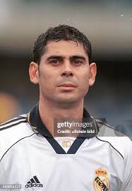 Fernando Hierro, Abwehrspieler des spanischen Erstligafußballvereins...  News Photo