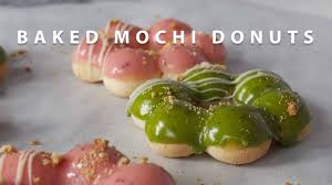 After i first saw lady and pups' post on mochi donuts, i couldn't stop dreaming about making them. Baked Mochi Donuts Matcha And Strawberry Pon De Ring Easy Recipe Catty Cakes Youtube