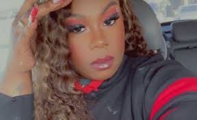 Jodi Simmons's Instagram, Twitter & Facebook