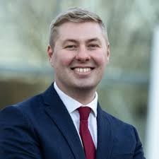 Georgina Rogers (@curiousergeorge)