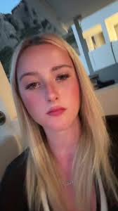 Amber Hanna (@amberhanna2)