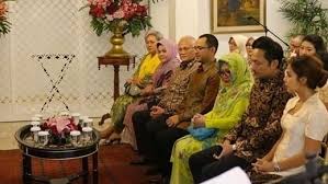Lulu tobing jadi nama sebenarnya lulu luciana. Cerai Dari Lulu Tobing Danny Rukmana Akan Nikahi Gadis Makassar Kumparan Com