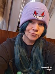 Here you go my Goth girls 🖤 It's just fair 😁🫠