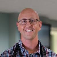 Brett Sweeney's Instagram, Twitter & Facebook