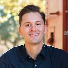 Chris Kahl's Instagram, Twitter & Facebook