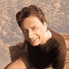 I just read that Bob Telford passed away. Wasnt he in a band with Dickie  Grisham back in the 60's called The Shucks I think? I met him at the  Grishams back