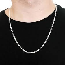 Que vai correndo ou passando (ex.: Corrente De Prata Masculina Em Promocao Nas Americanas