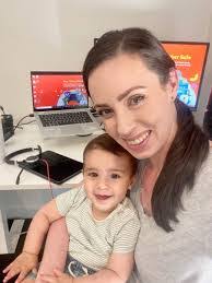 Edwina Hicks's Instagram, Twitter & Facebook