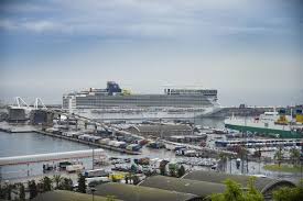 Mallorca Cruise Ships: Palma Will Recieve 18 Cruise Ships This Month With A  Capacity For More Than 40,000 Tourists