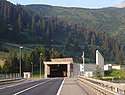 Die a13 ( frühere bezeichnung n13 ) ist eine zweispurige , streckenweise vierspurige schweizer nationalstrasse. Dewiki Autobahn 13 Schweiz