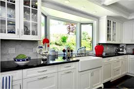 Kabinet dapur terkadang menjadi sorotan dari suatu kitchen set karena bagian ini merupakan bagian yang terpenting dari kitchen set dan kabinet ini merupakan juga salah satu inti dari suatu kitchen set yang anda miliki di rumah. 2017 Harga Murah Warna Putih Dapur Mebel Kayu Solid Lemari Dapur Disesuaikan Dibuat Tradisional S1606109 Furniture Price Furniture Traditionalfurniture Color Aliexpress