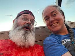 Fox sightings in Dundee neighborhood