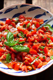 Bester Einfacher Tomatensalat Mit Basilikum 5 Zutaten Kochkarussell Rezept Tomatensalat Tomatenrezepte Leckere Salate