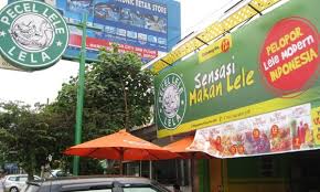 Hot sauce recipes, fire food, food menu design, foto poster, pork sandwich. 4 Pengusaha Indonesia Yang Usaha Kulinernya Sukses Di Luar Negeri Cermati Com
