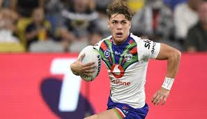 The early move comes as a double bonus for the warriors after they signed walsh for next season last month. Rugby League Cameron Smith Questions Nz Warriors Reluctance To Push Reece Walsh S State Of Origin Potential Selection Newshub