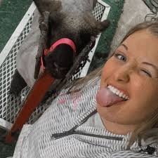 Gabrielle🌻 (@sissy.reid.32)