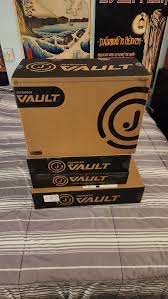 Well i got my first shipment from jazwares! I still have 6 more things  coming in 😆 such a sick set! And s6 light armor is still up! That's how I  know