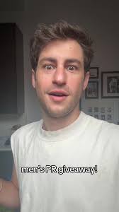 good luck y’all!! remember to tag a friend and be following me. must be 21+  and US based!! @SALT & STONE @getmaude @Kiehl's Since 1851 @Ralph Lauren  Fragrances @Armani beauty @Versed Skincare @gay ...